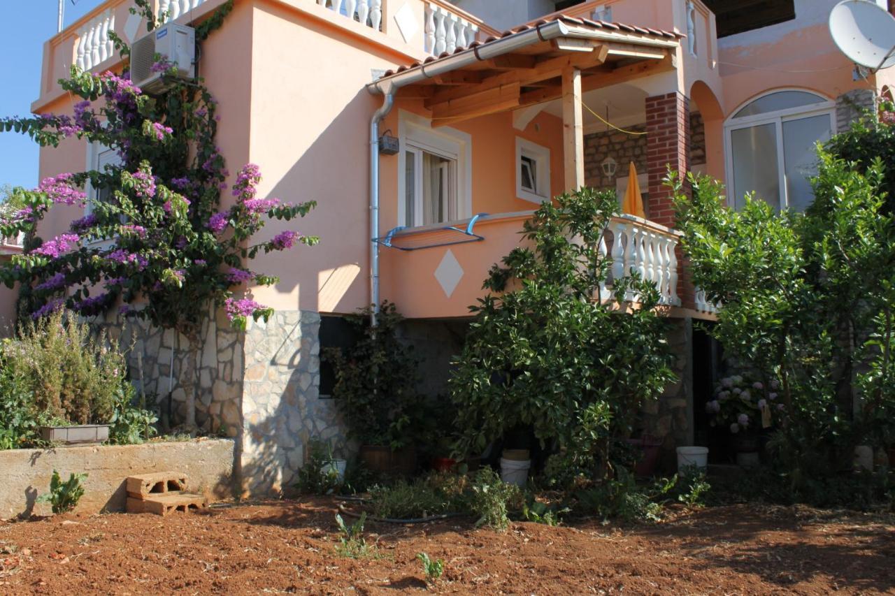 Apartment Sali 8153B Esterno foto